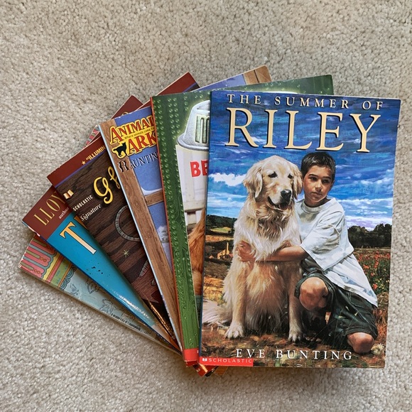 6 Dogs and Cats Children’s Paperback Books, upper diversionary reader - Picture 2 of 16